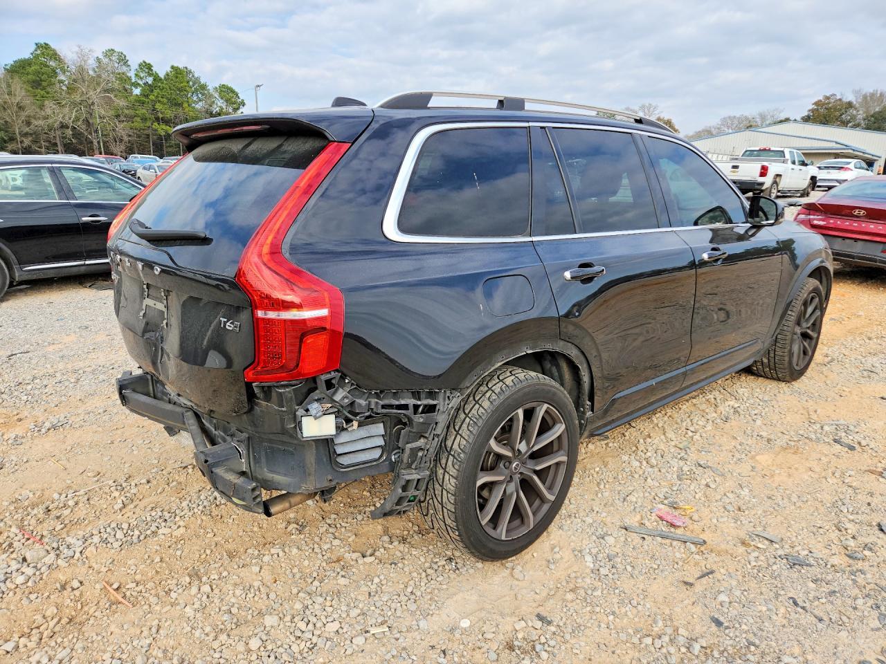 2017 Volvo Xc90 T6 - Фото 3