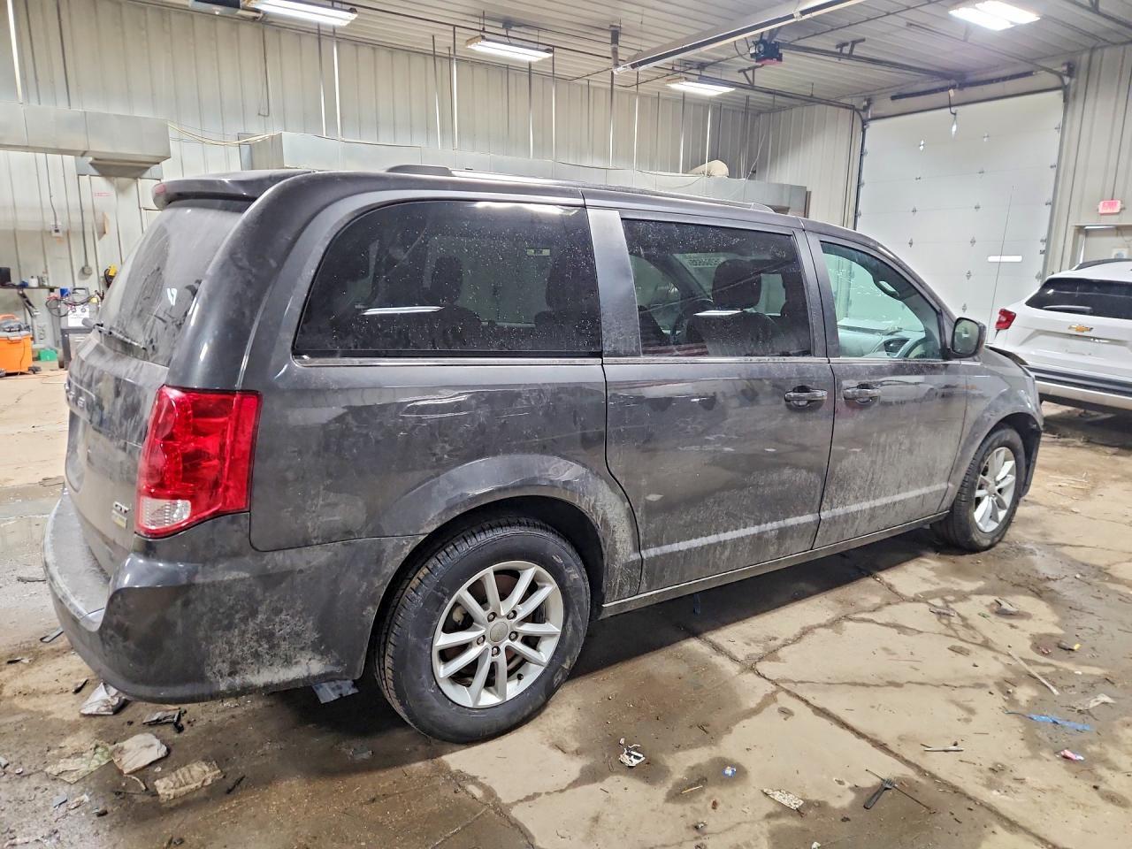 2019 Dodge Grand Caravan Sxt - Фото 3