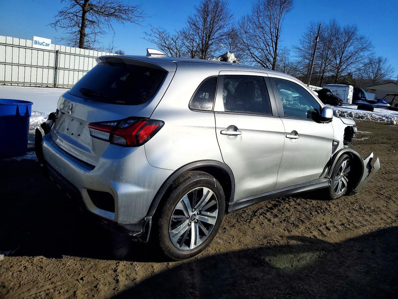 2024 Mitsubishi Outlander Sport S/Se - Фото 3