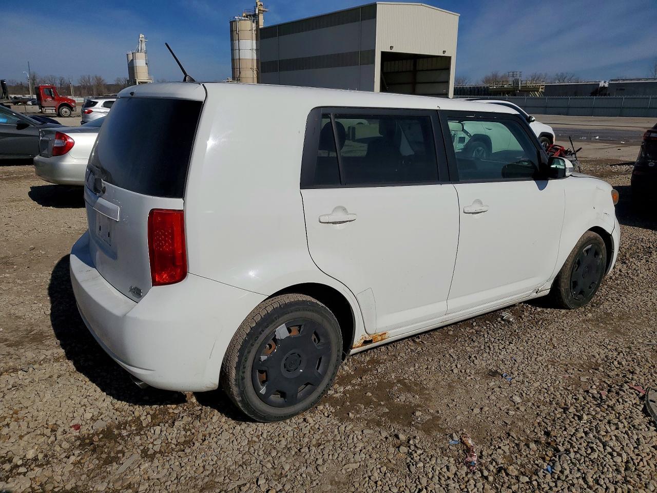 2009 Scion Xb - Фото 3