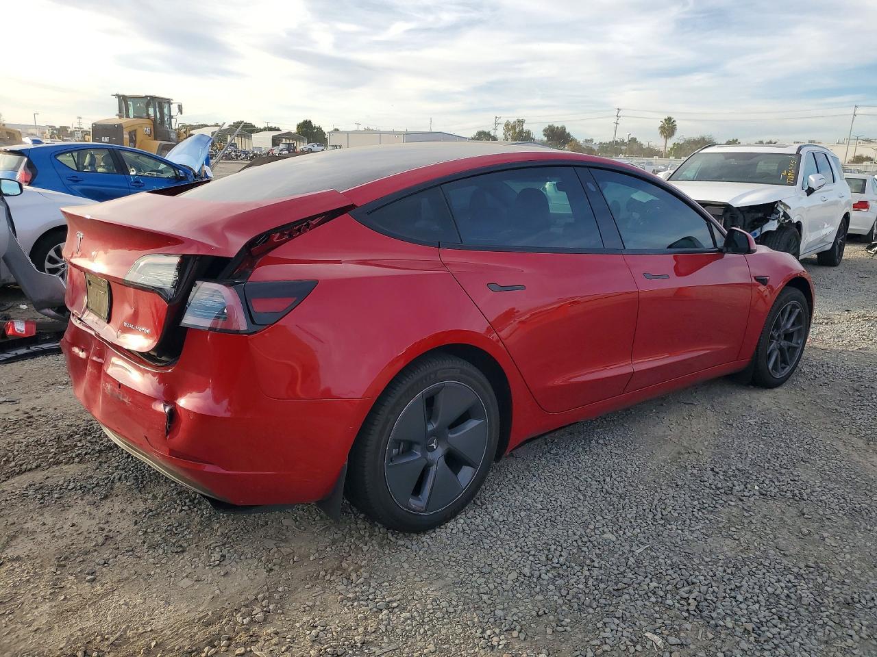 2022 Tesla Model 3 - Image 3