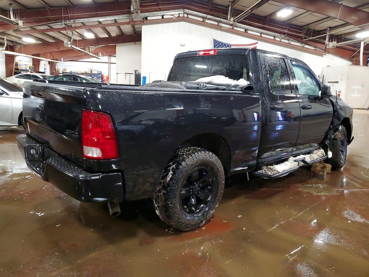 2019 Ram 1500 Classic Tradesman - Image 3