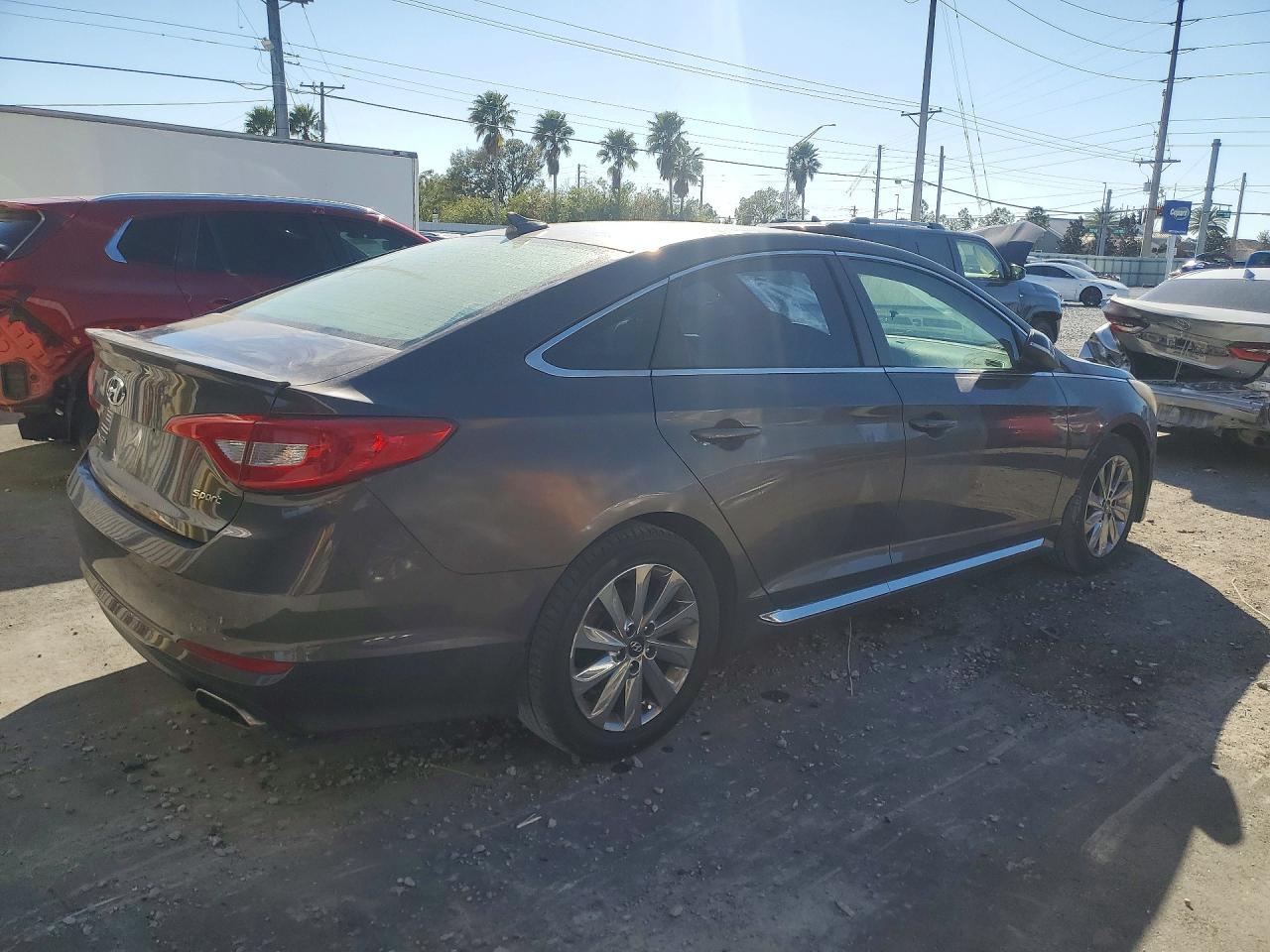 2016 Hyundai Sonata Sport - Фото 3