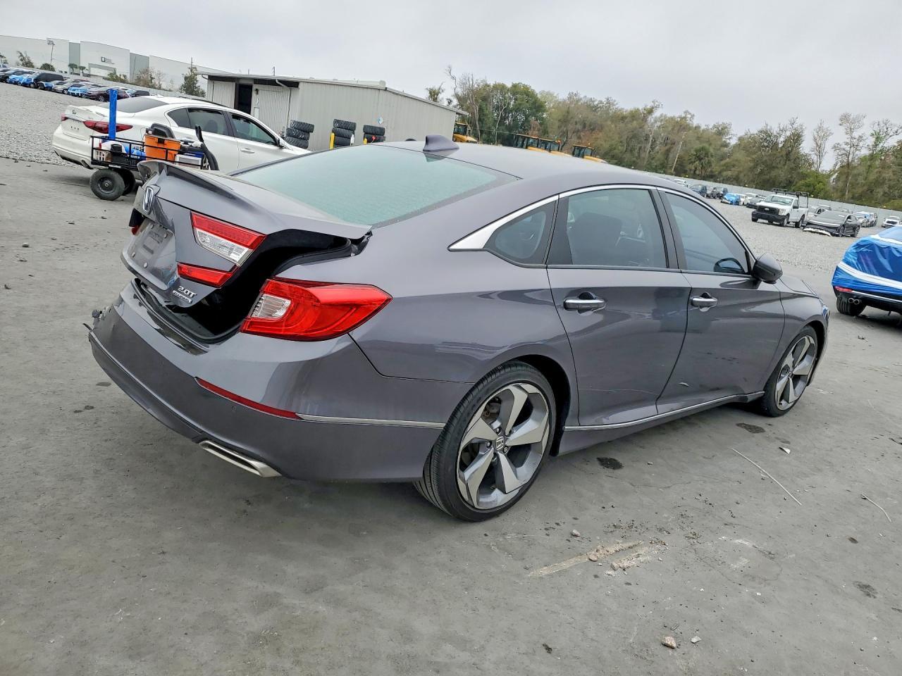 2018 Honda Accord Touring - Фото 3