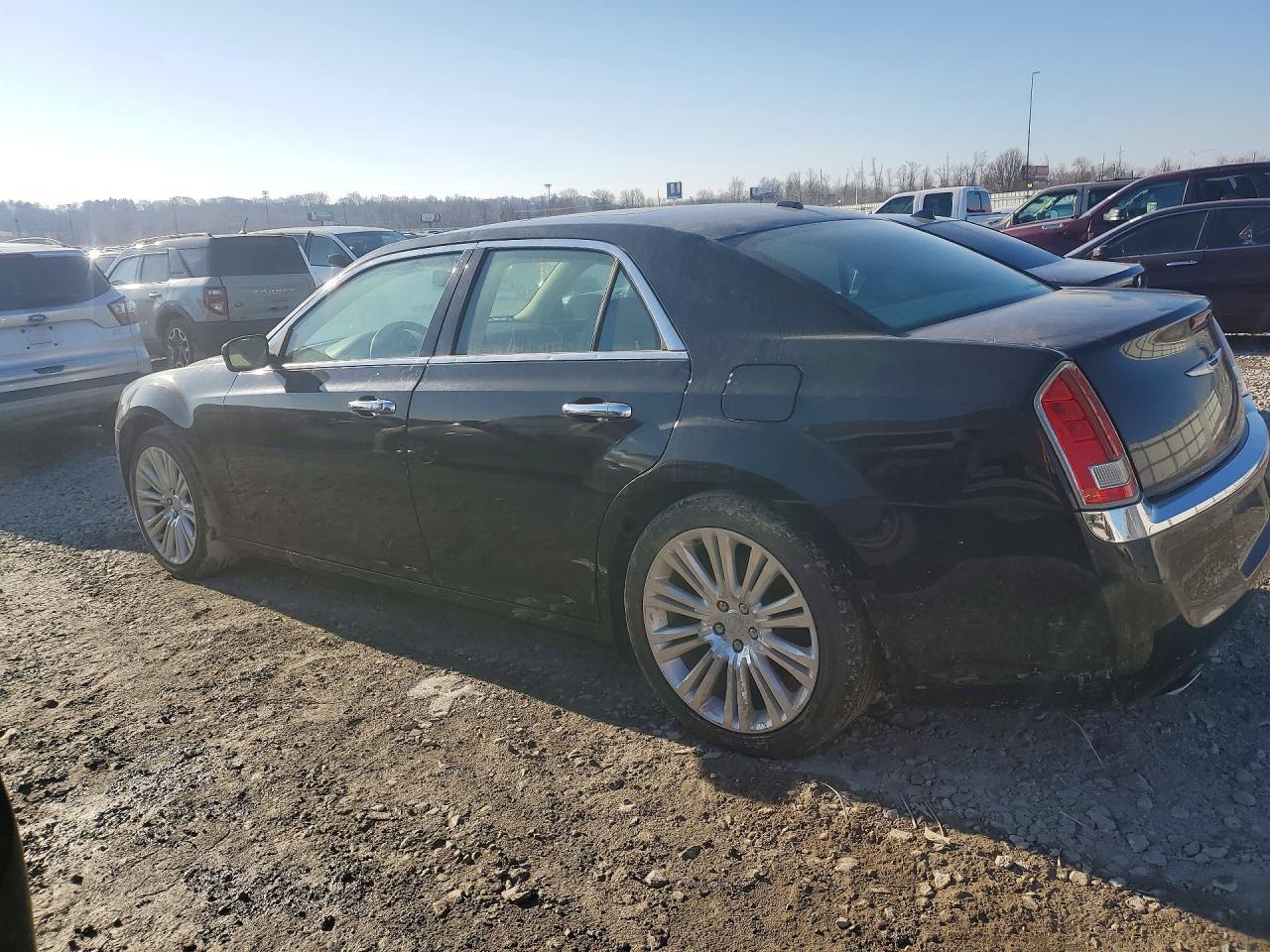 2012 Chrysler 300 Limited - Image 2