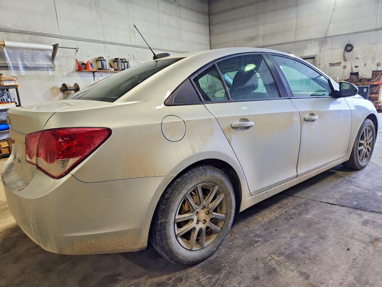 2015 Chevrolet Cruze Ls - Фото 3