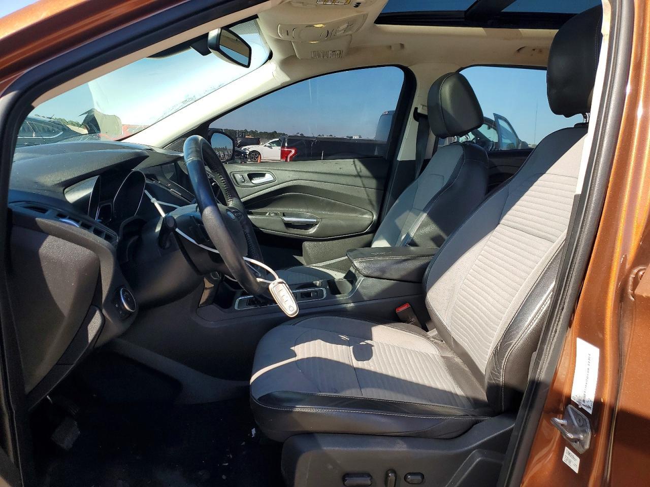 2017 Ford Escape Titanium - Фото 7