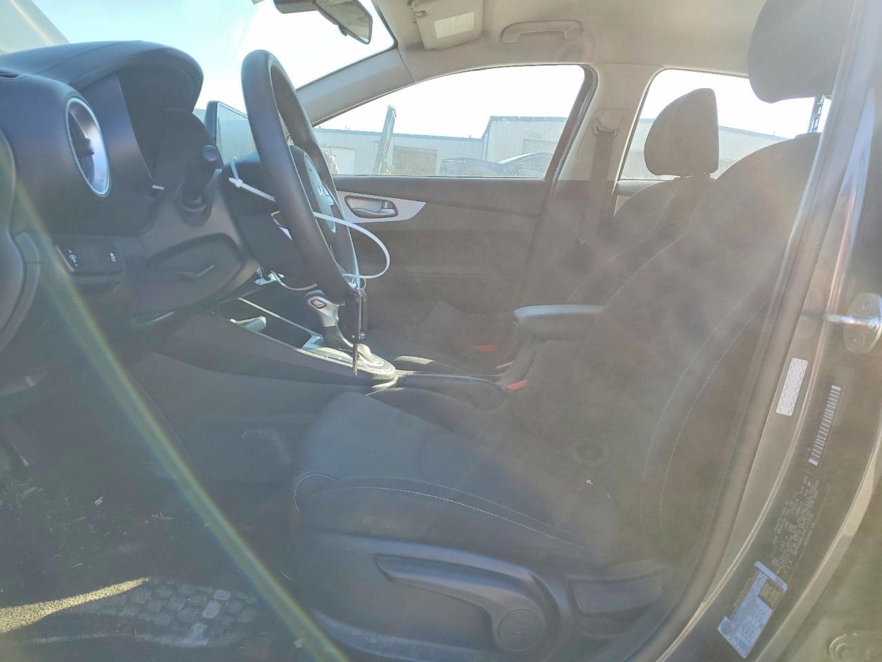 2023 Kia Forte Lx - Фото 7