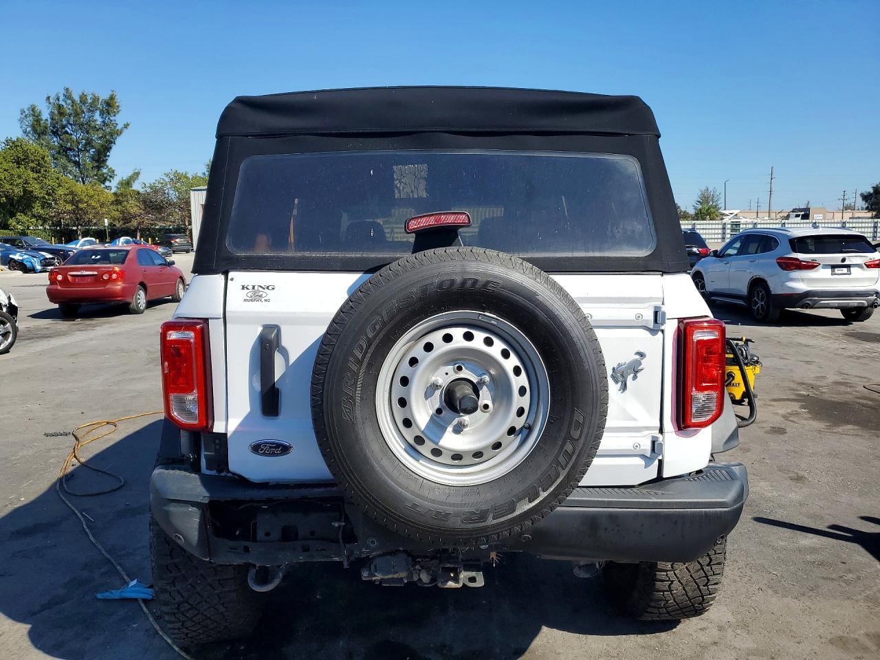 2023 Ford Bronco Base - Фото 6