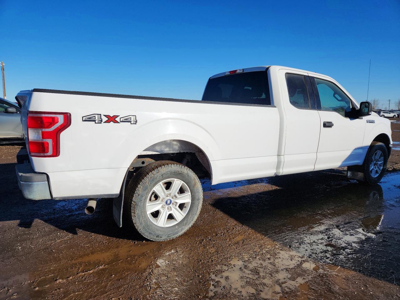 2020 Ford F150 Super Cab - Фото 3