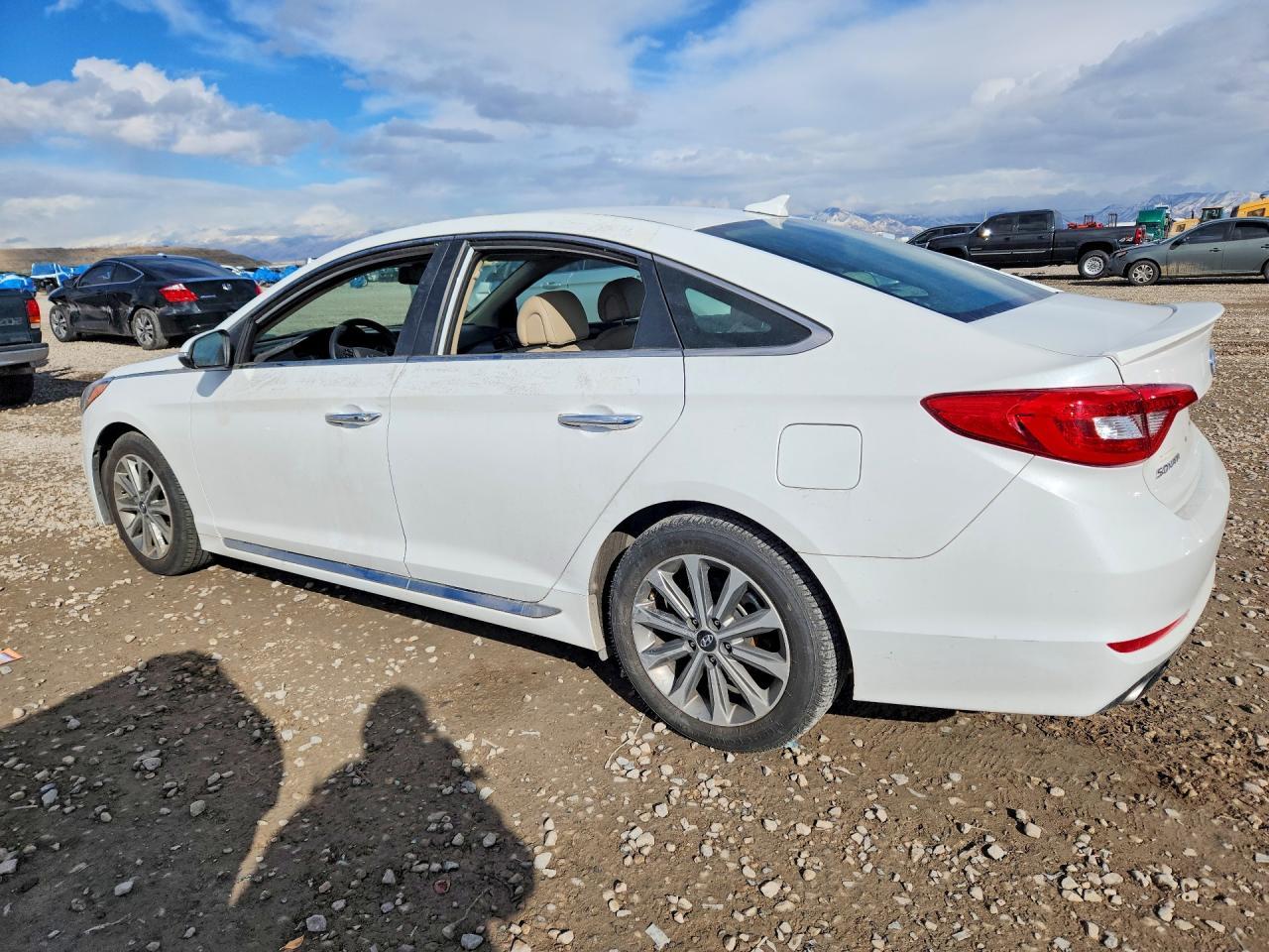 2016 Hyundai Sonata Sport - Image 2