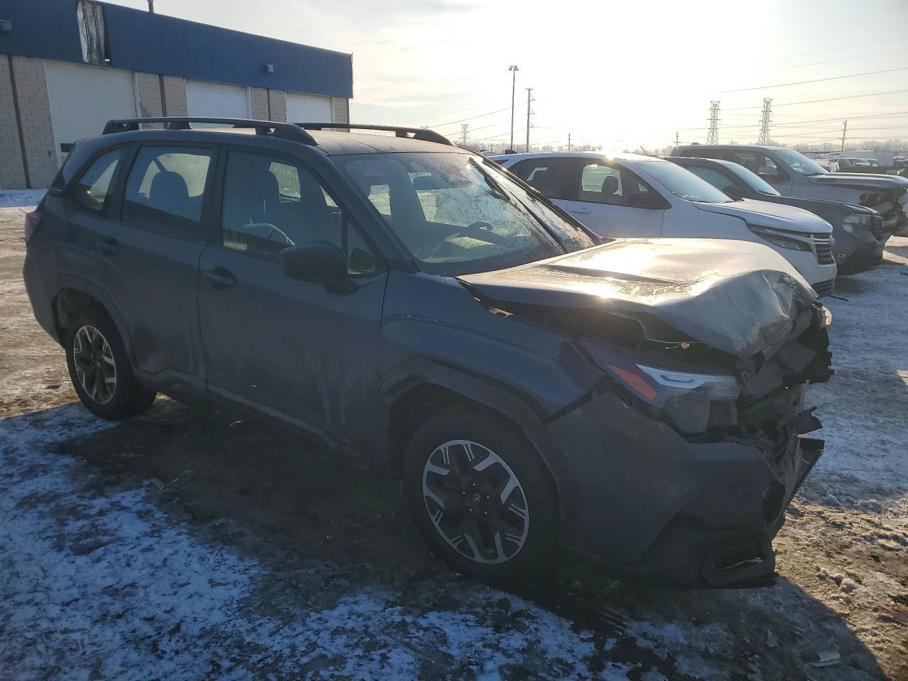 2025 Subaru Forester - Фото 4