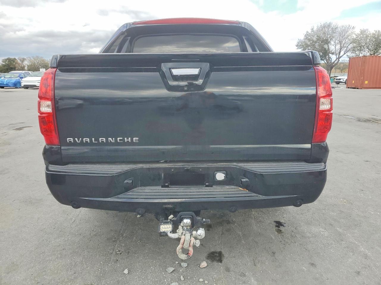 2013 Chevrolet Avalanche Lt - Фото 6