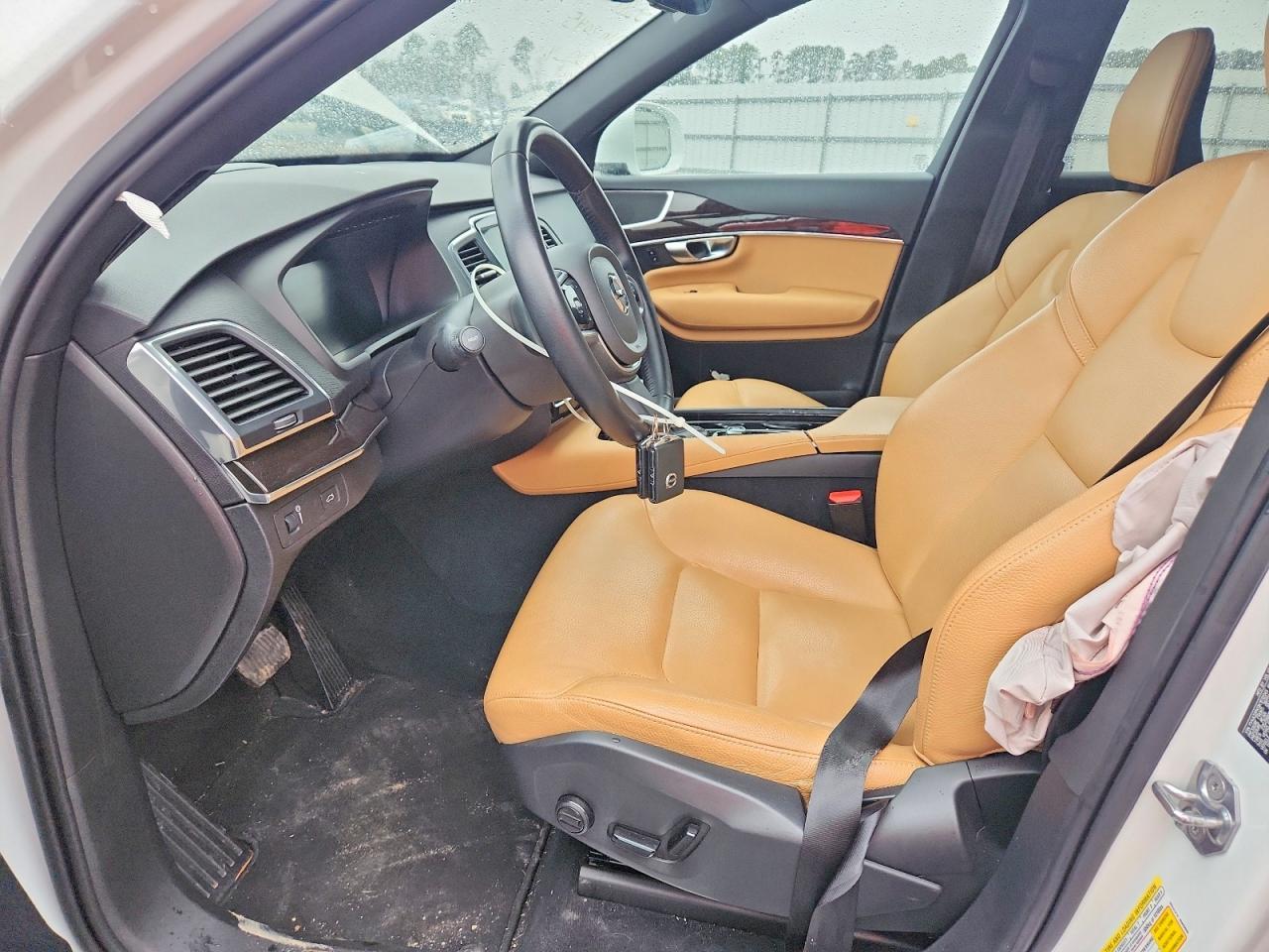 2019 Volvo Xc90 T6 Momentum - Image 7