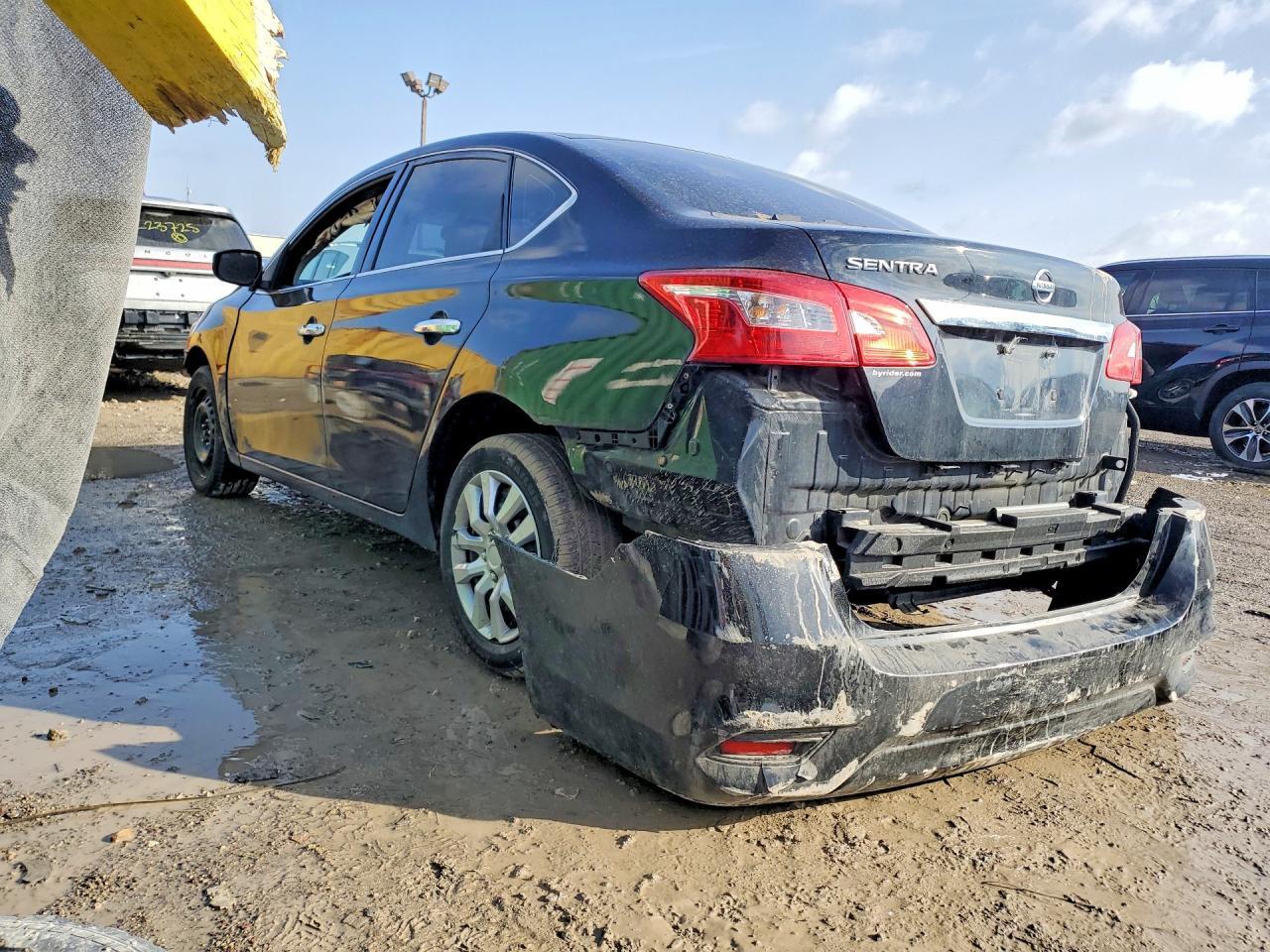 2019 Nissan Sentra S - Image 2