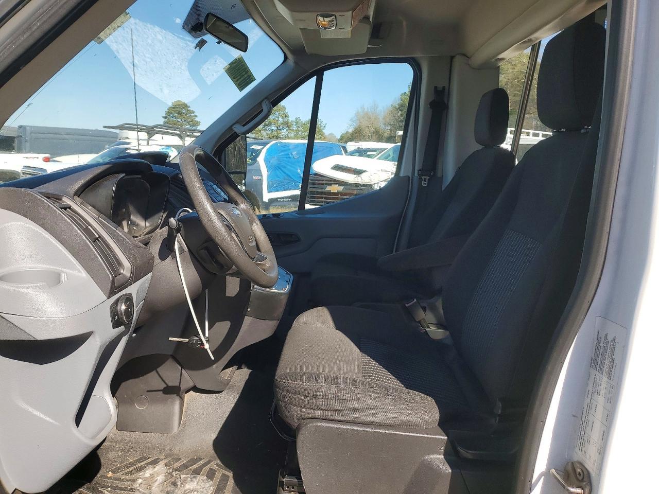 2016 Ford Transit U - Фото 5