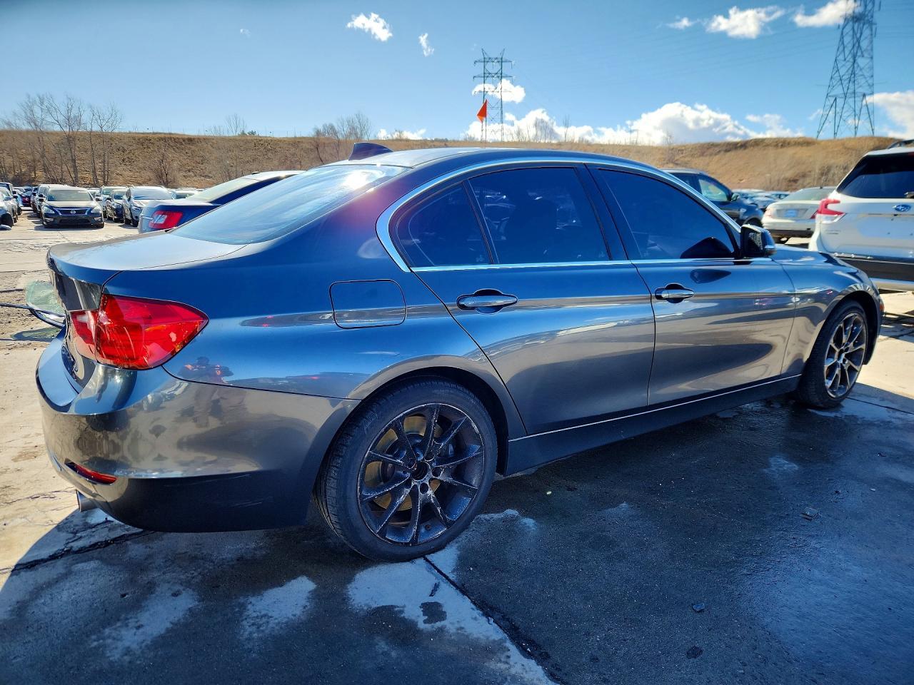 2014 BMW 335 I - Фото 3