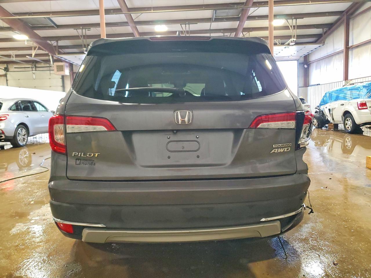 2020 Honda Pilot Touring - Фото 6