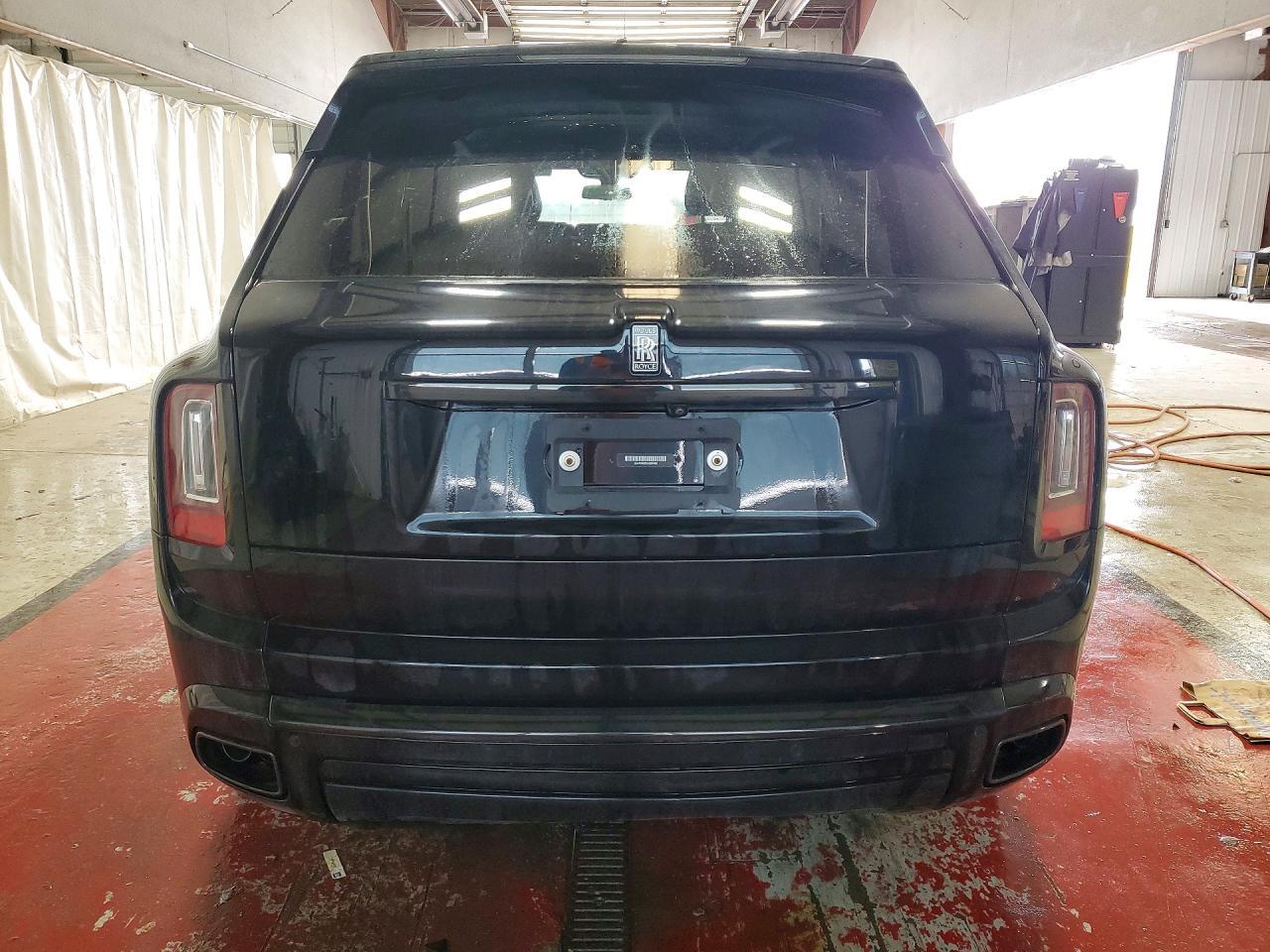 2020 Rolls-Royce Cullinan Black Badge - Image 6