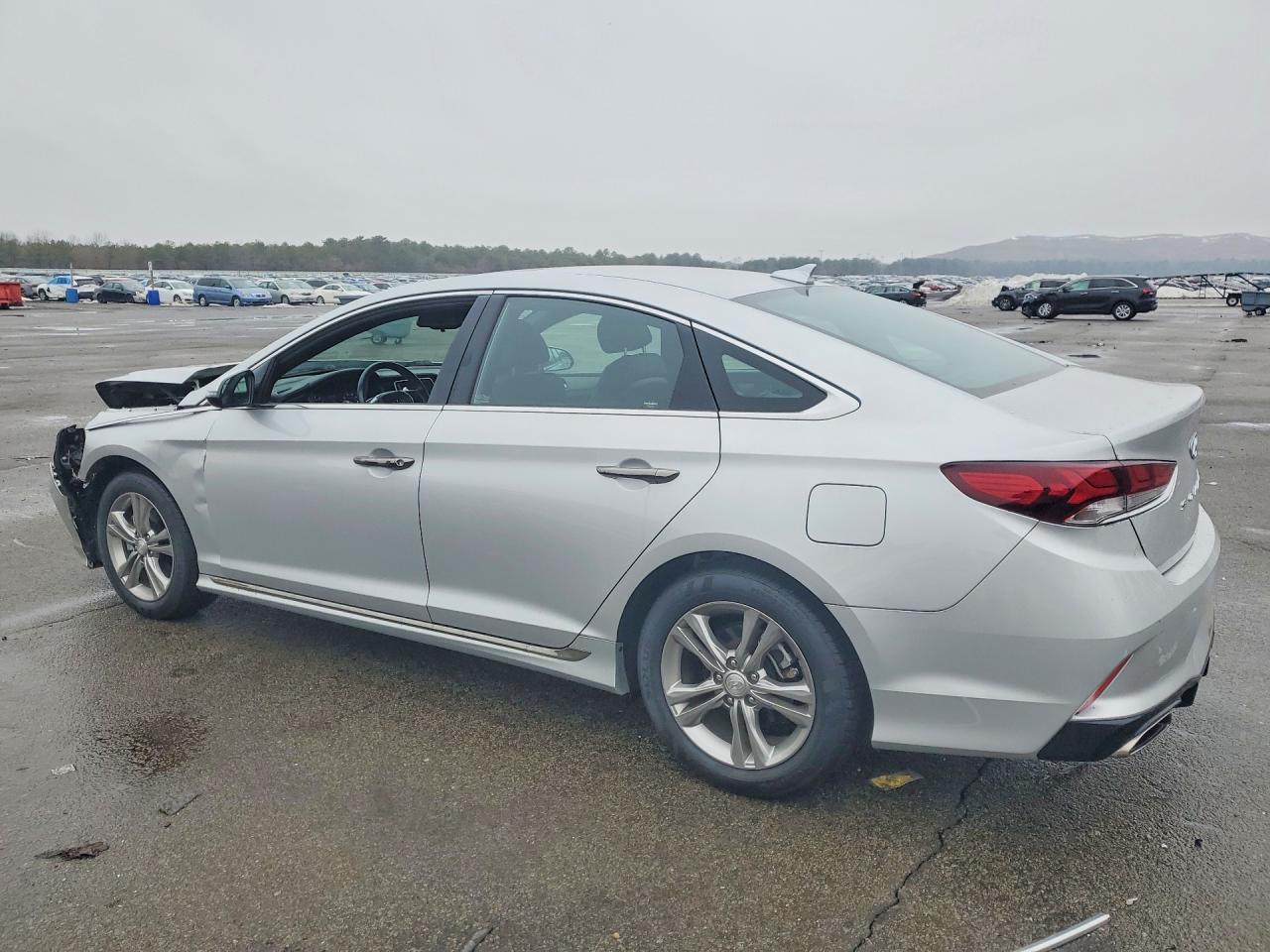 2018 Hyundai Sonata Sport - Фото 2