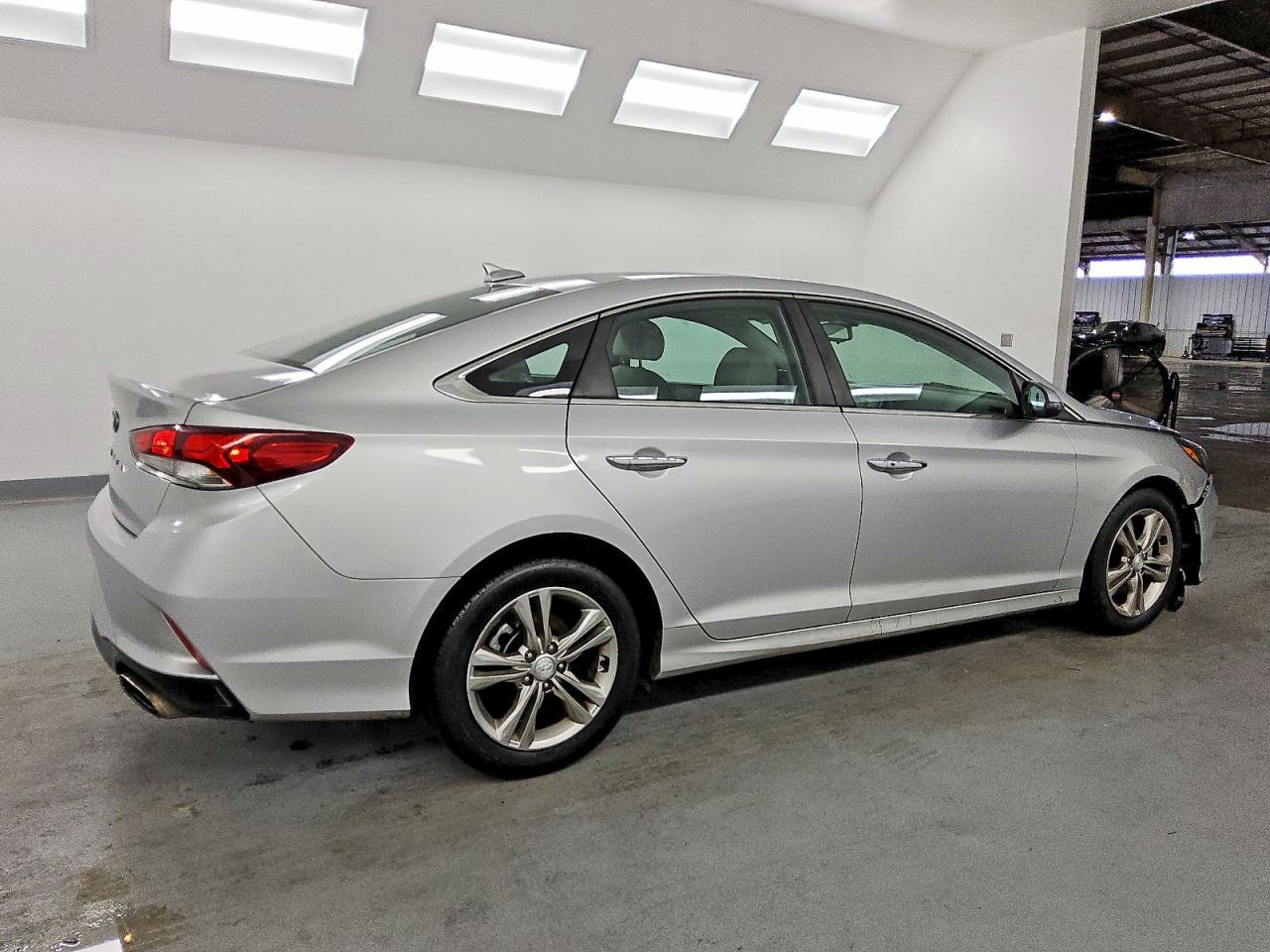 2019 Hyundai Sonata Sel - Image 3