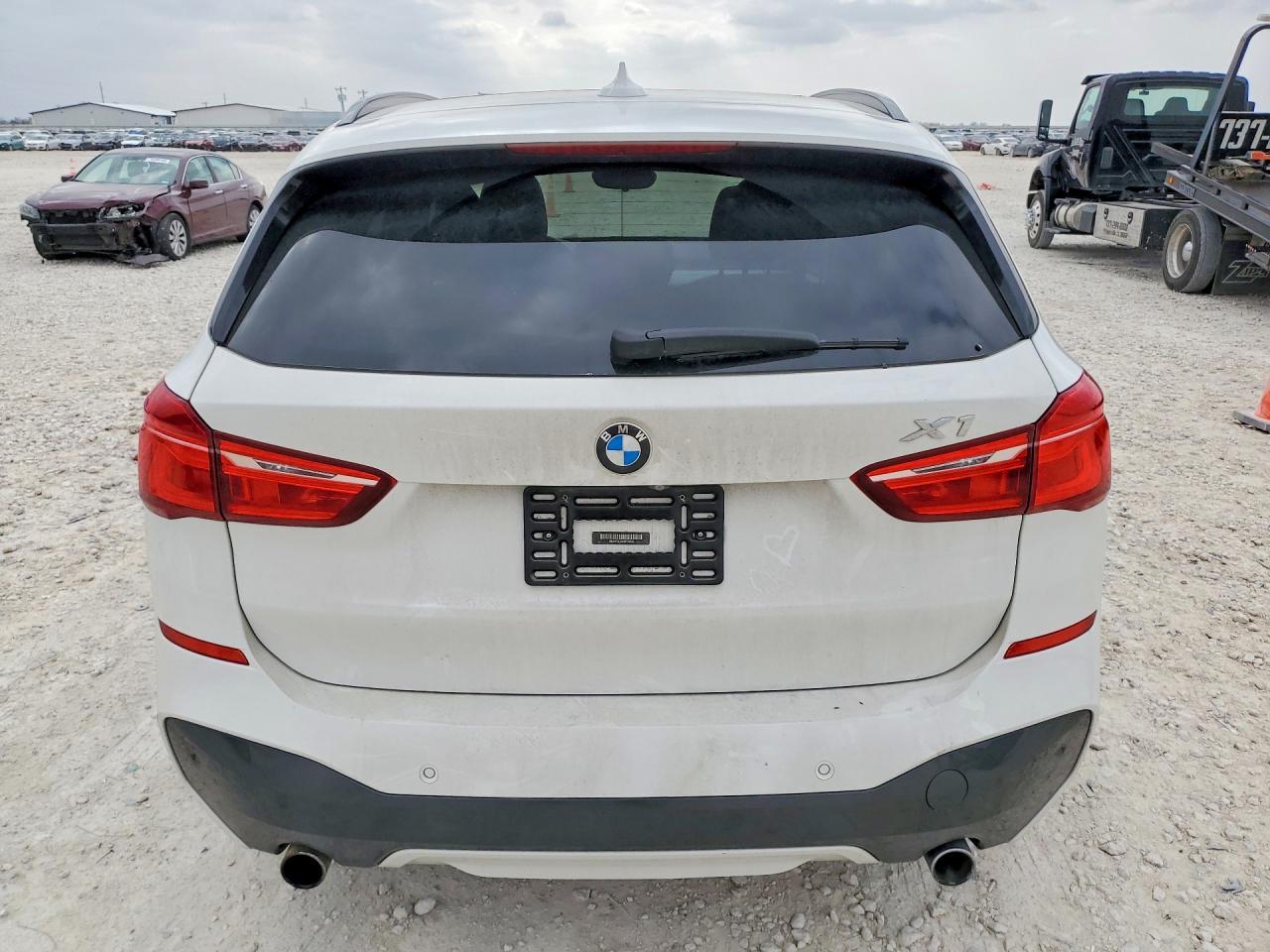 2017 BMW X1 xDrive28I - Image 6