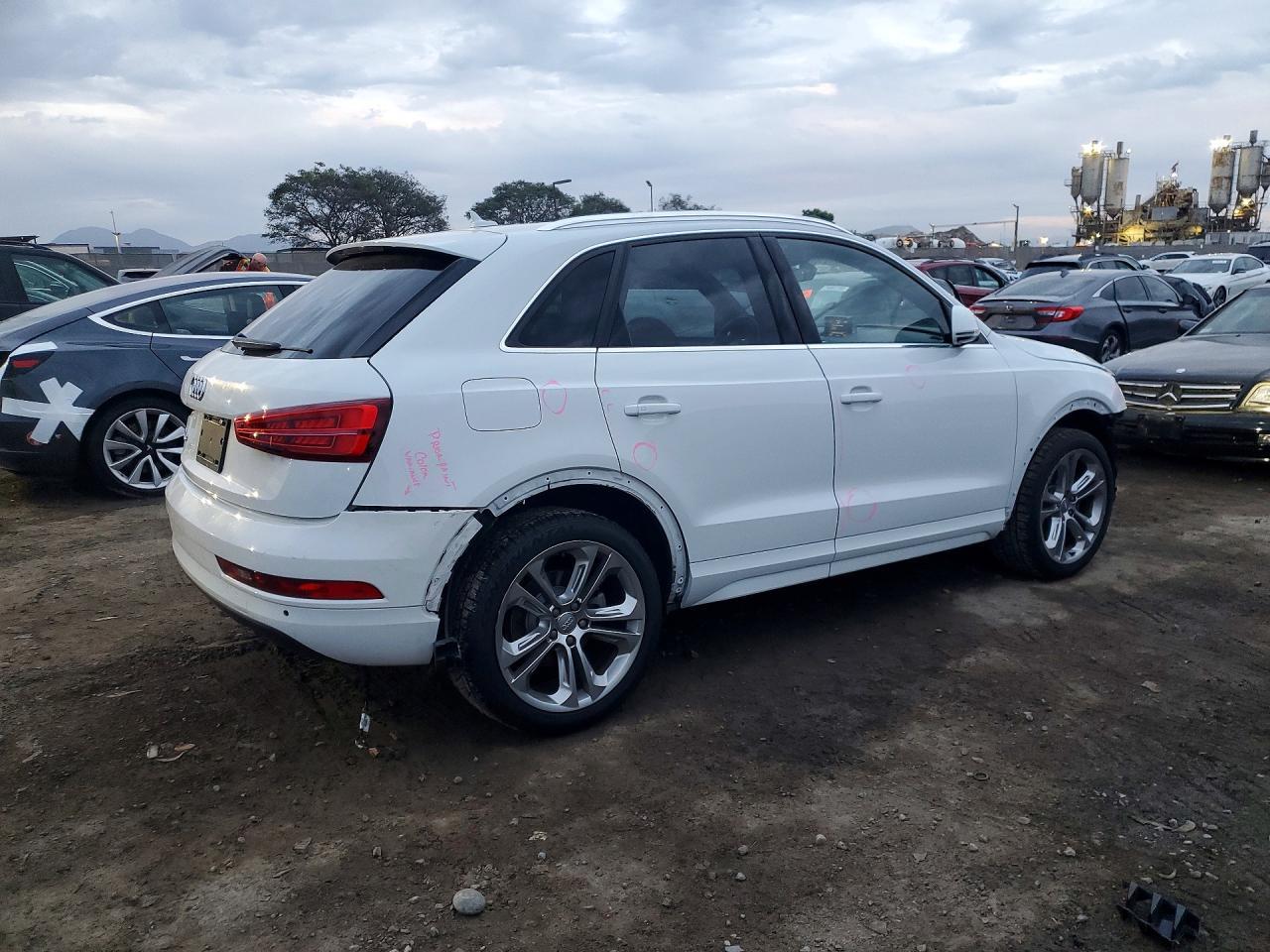 2018 Audi Q3 Premium Plus - Фото 3
