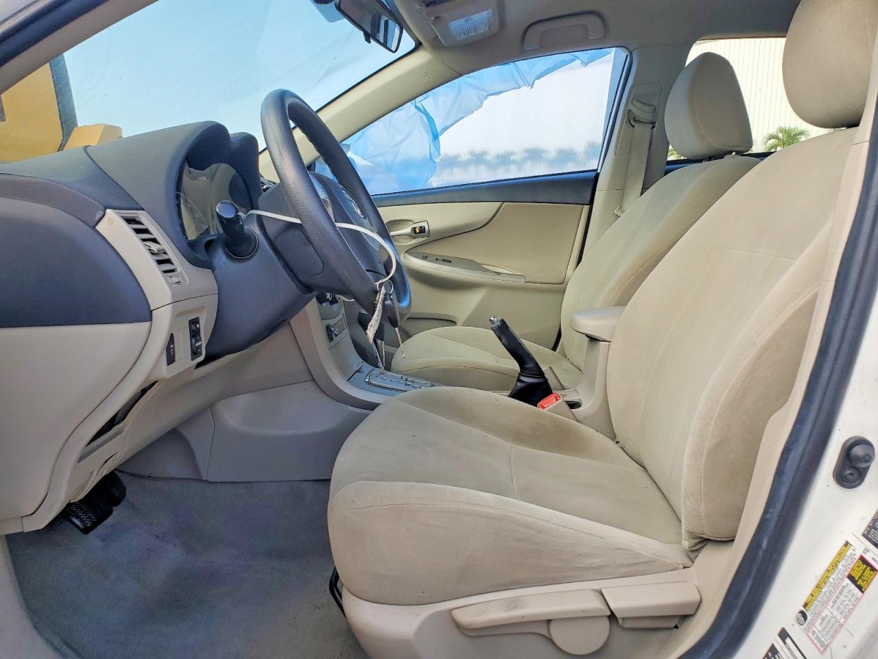 2012 Toyota Corolla - Фото 7