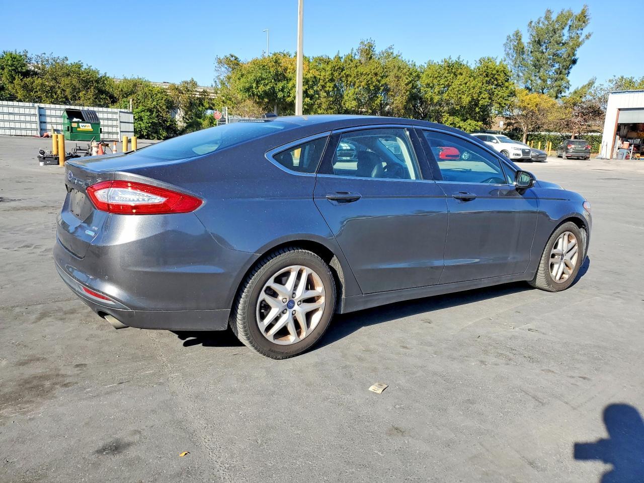 2016 Ford Fusion Se - Фото 3