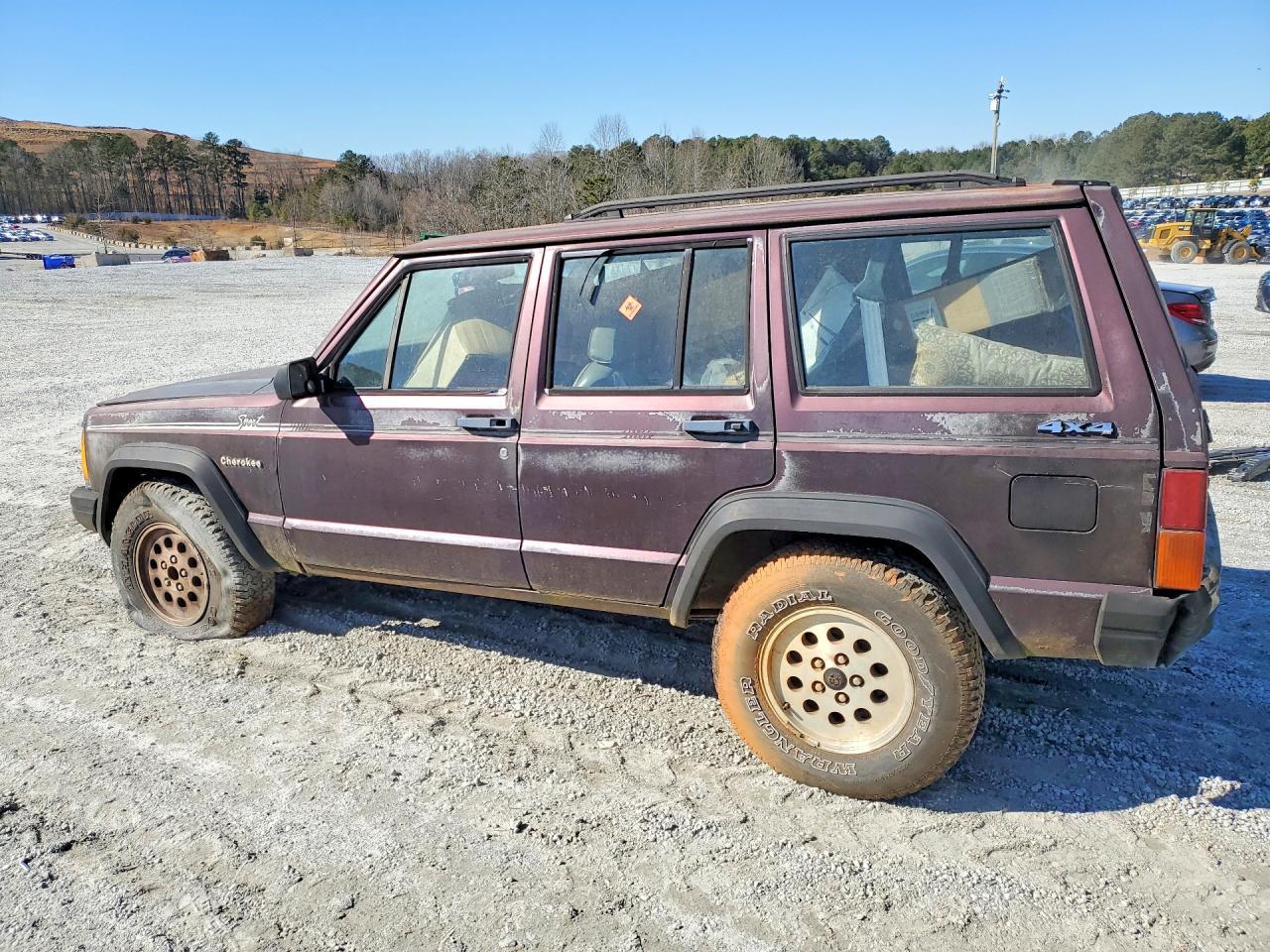1992 Jeep Cherokee Sport - Фото 2