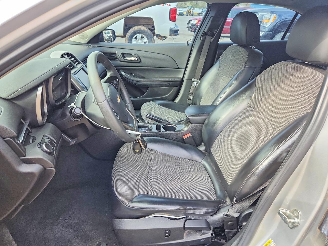 2016 Chevrolet Malibu Limited Lt - Image 7