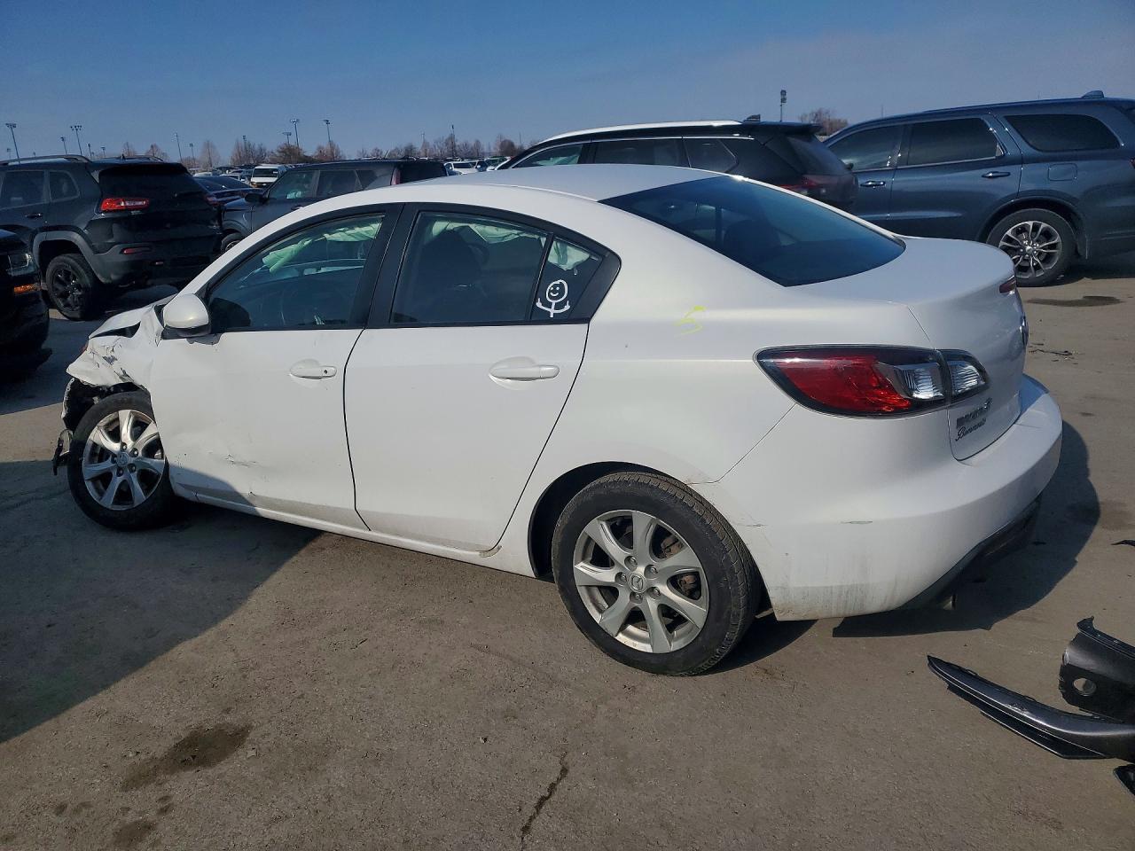 2010 Mazda 3 I - Image 2