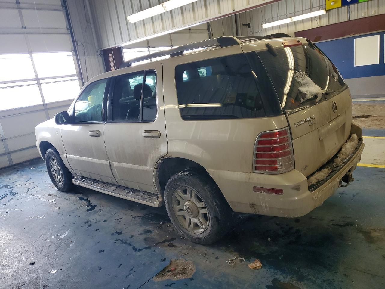 2005 Mercury Mountaineer - Фото 2