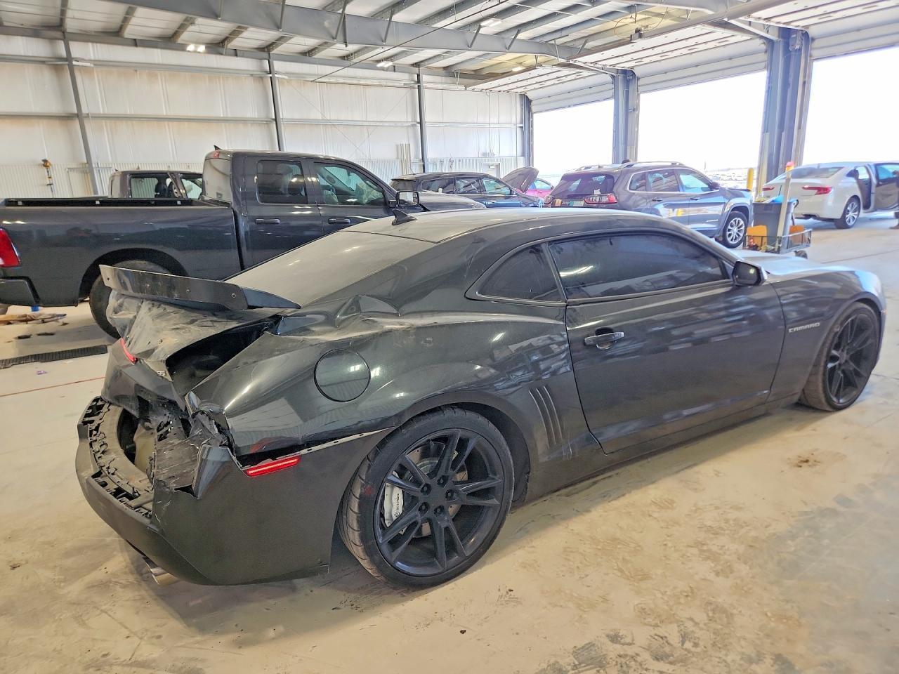 2014 Chevrolet Camaro 2Ss - Image 3