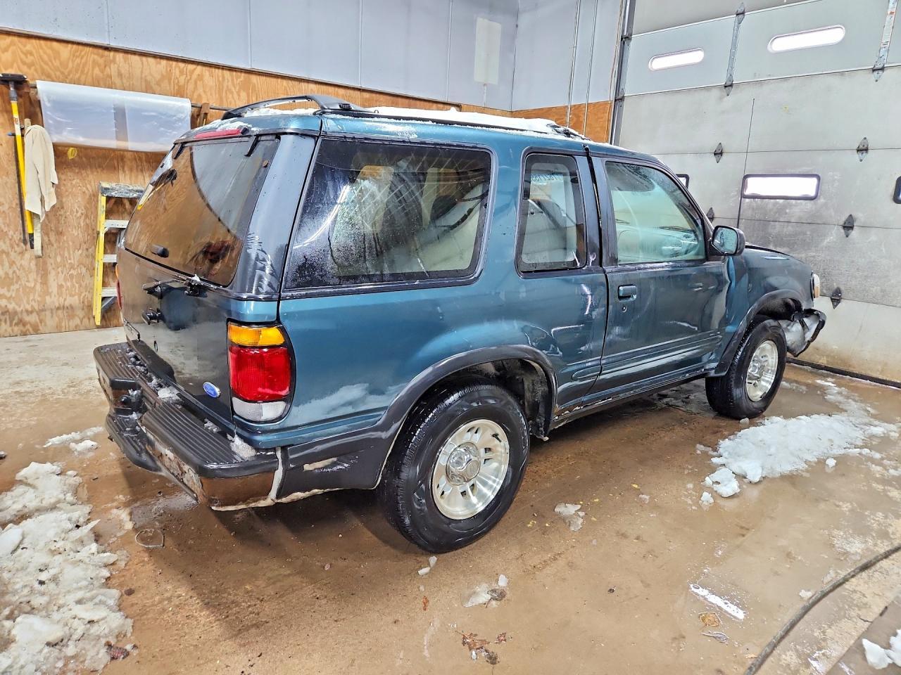 1996 Ford Explorer - Фото 3