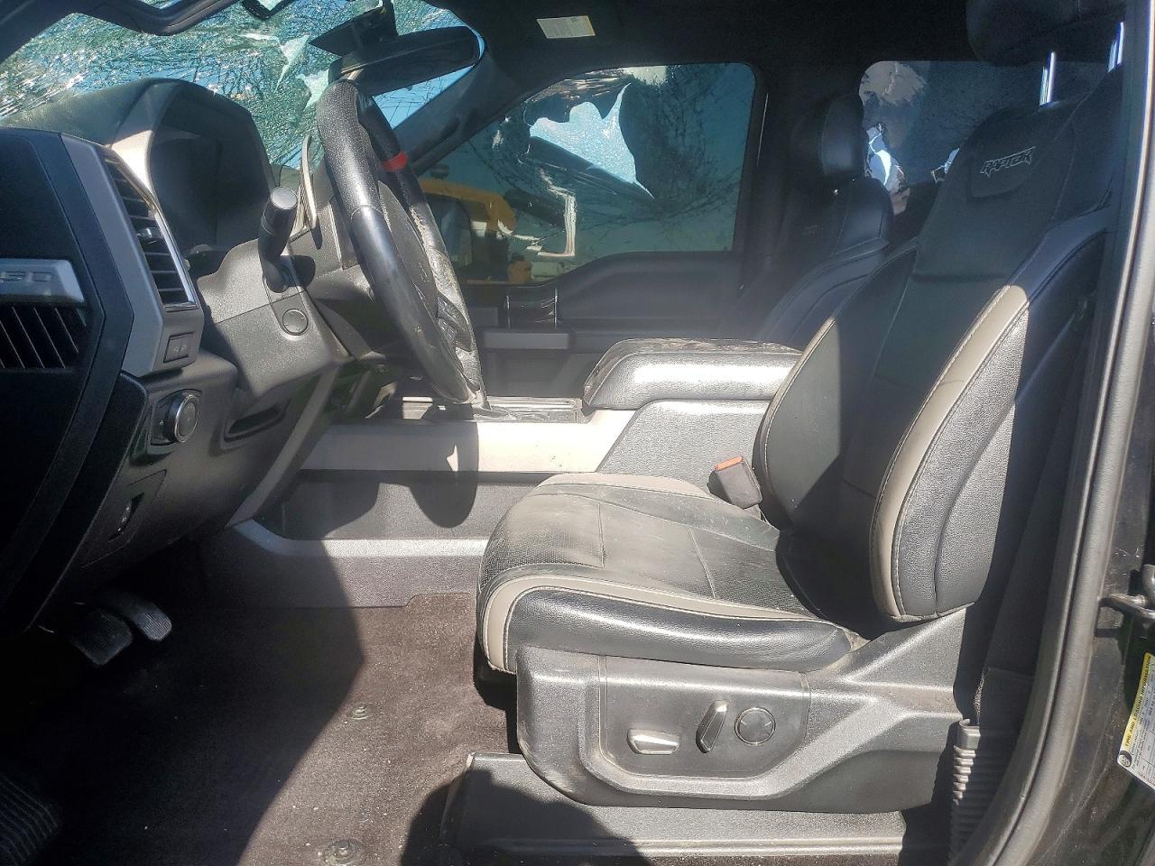 2017 Ford F150 Raptor - Image 7