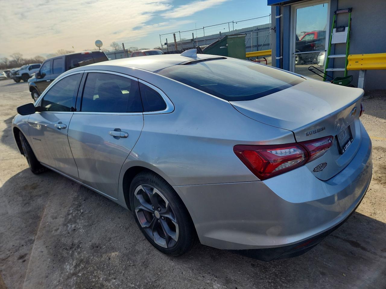 2020 Chevrolet Malibu Lt - Фото 2