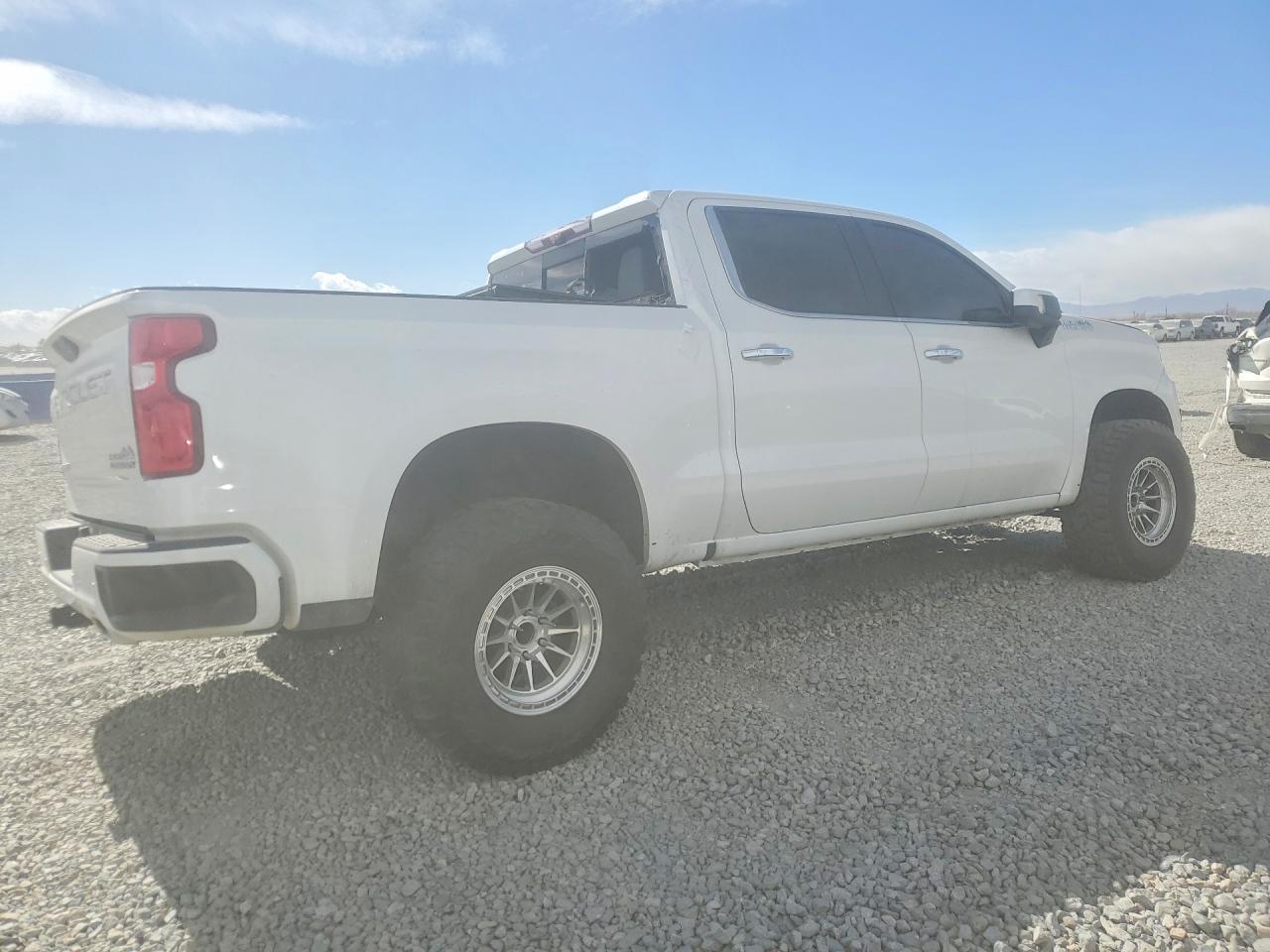 2021 Chevrolet Silverado K1500 High Country - Фото 3