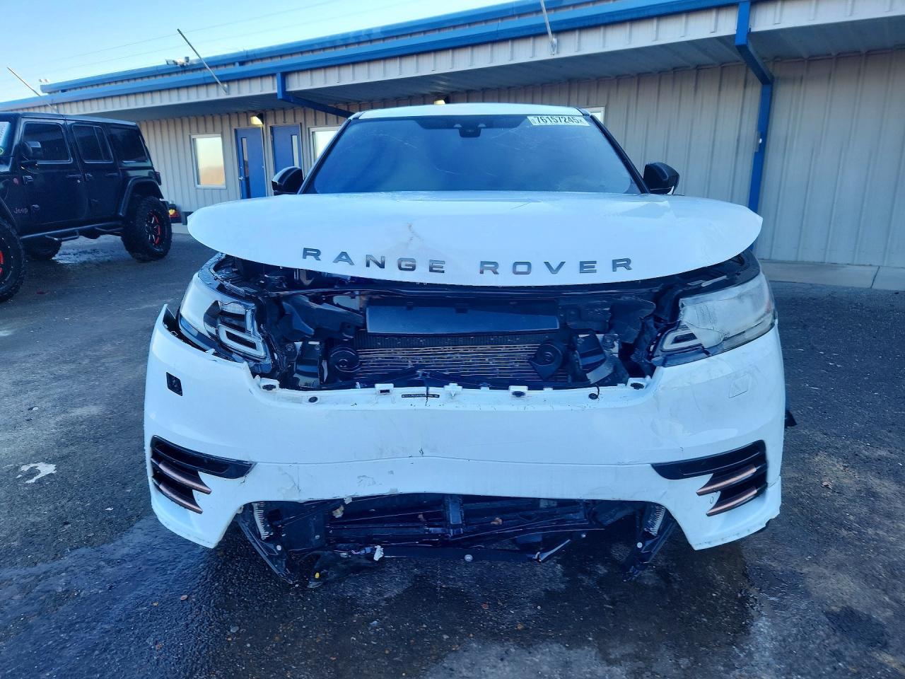 2018 Land Rover Range Rover Velar R-Dynamic Se - Image 5