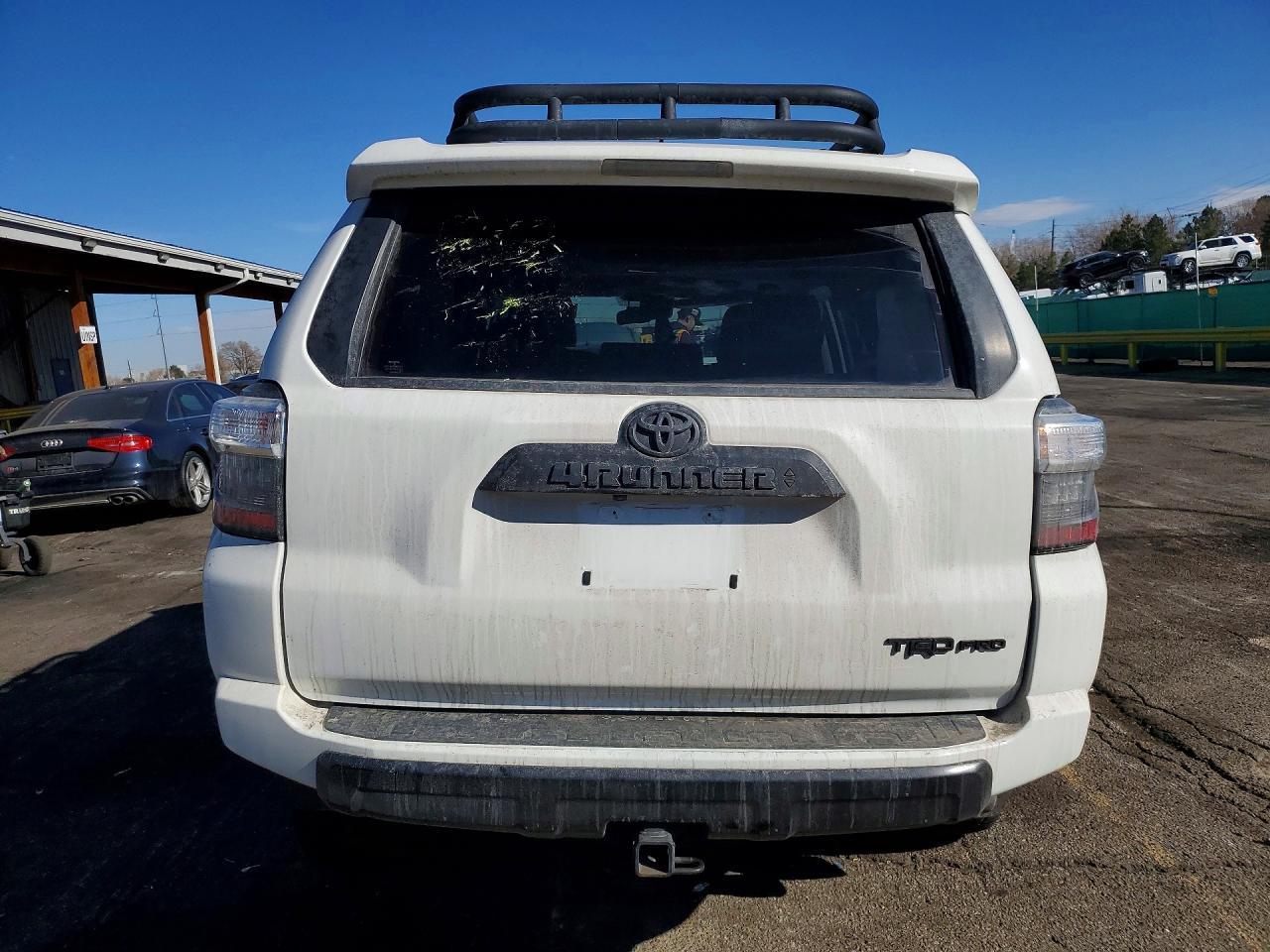 2023 Toyota 4Runner Se - Image 6