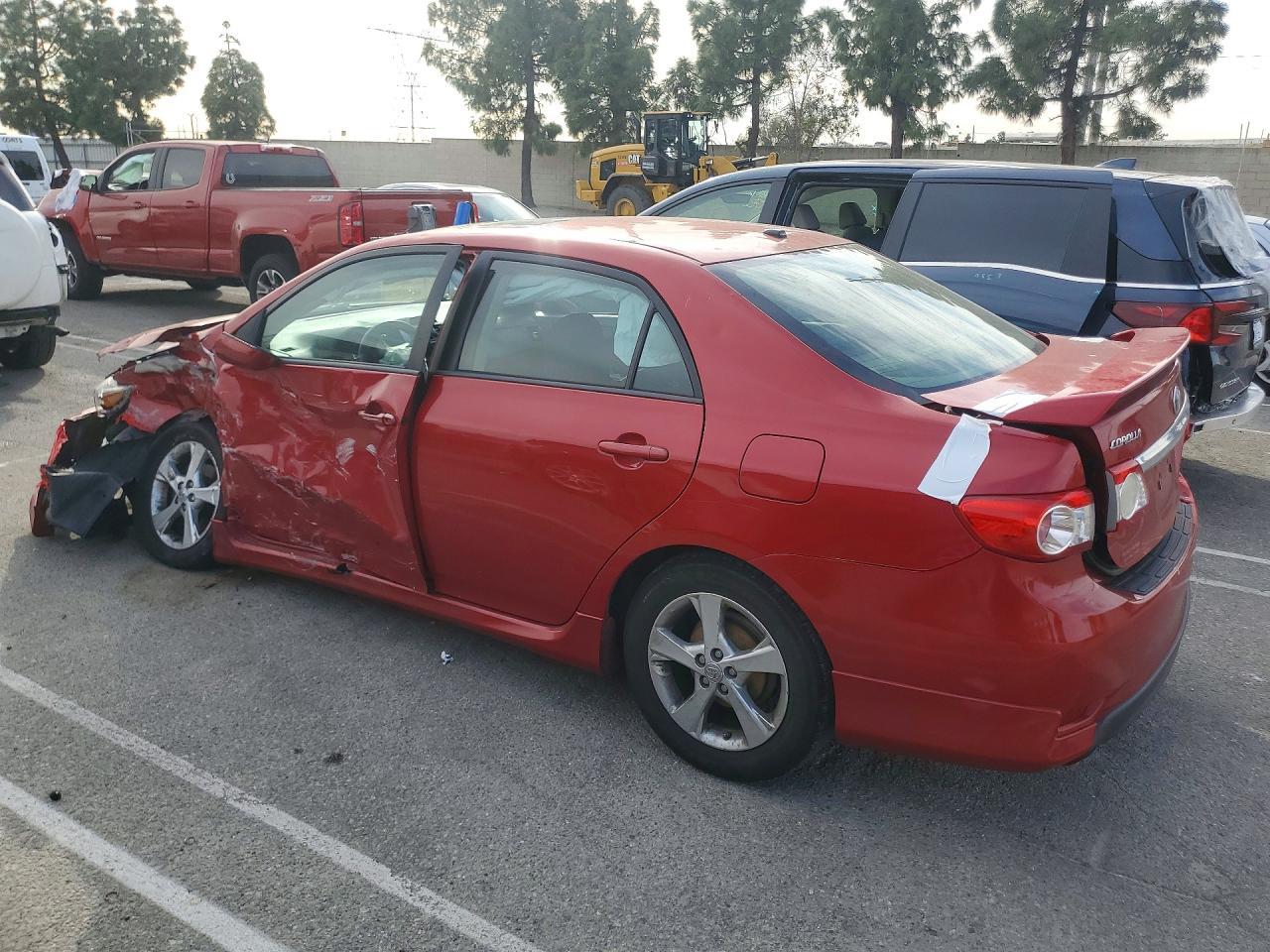 2012 Toyota Corolla Base - Фото 2