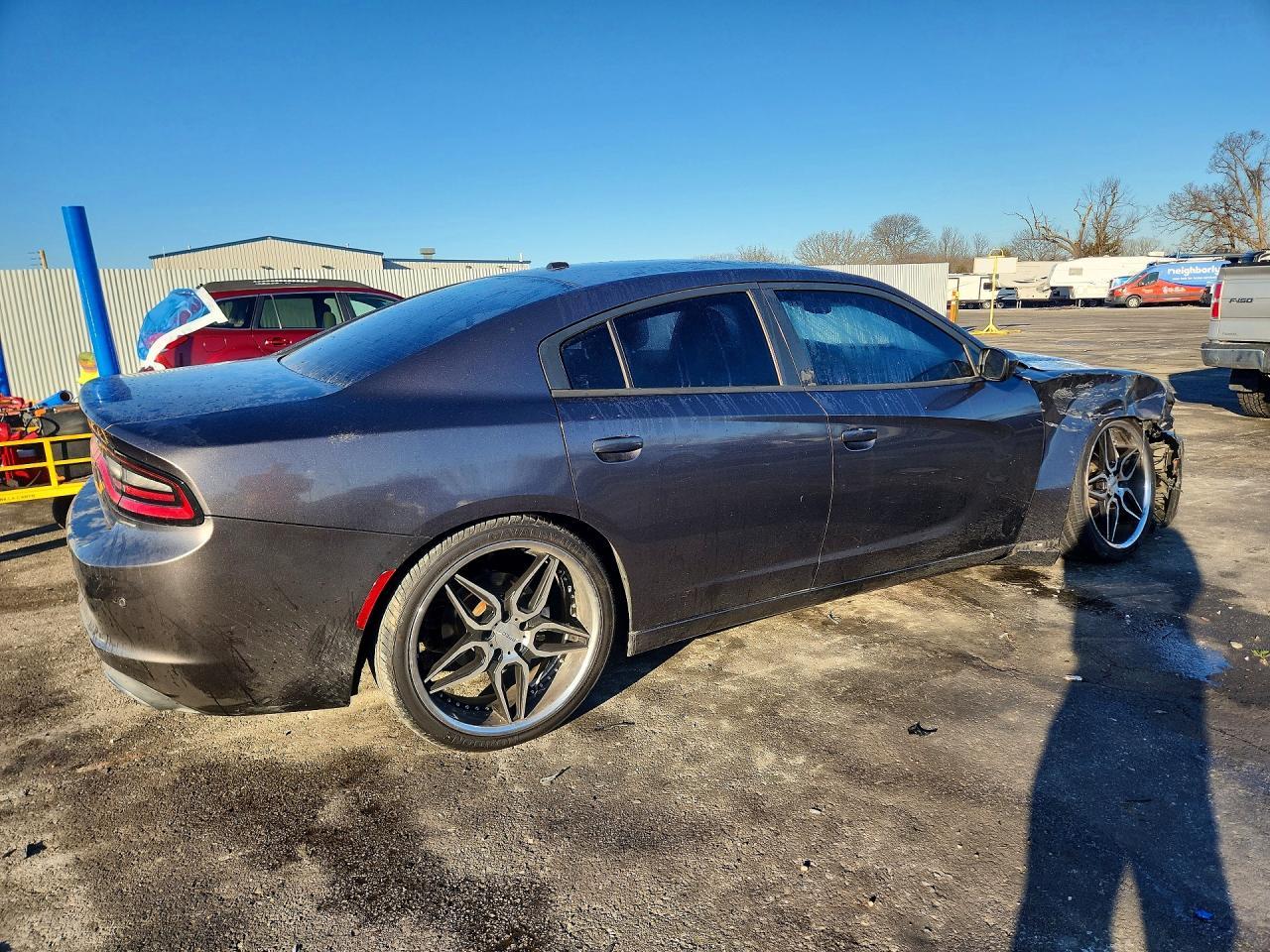 2015 Dodge Charger Se - Фото 3