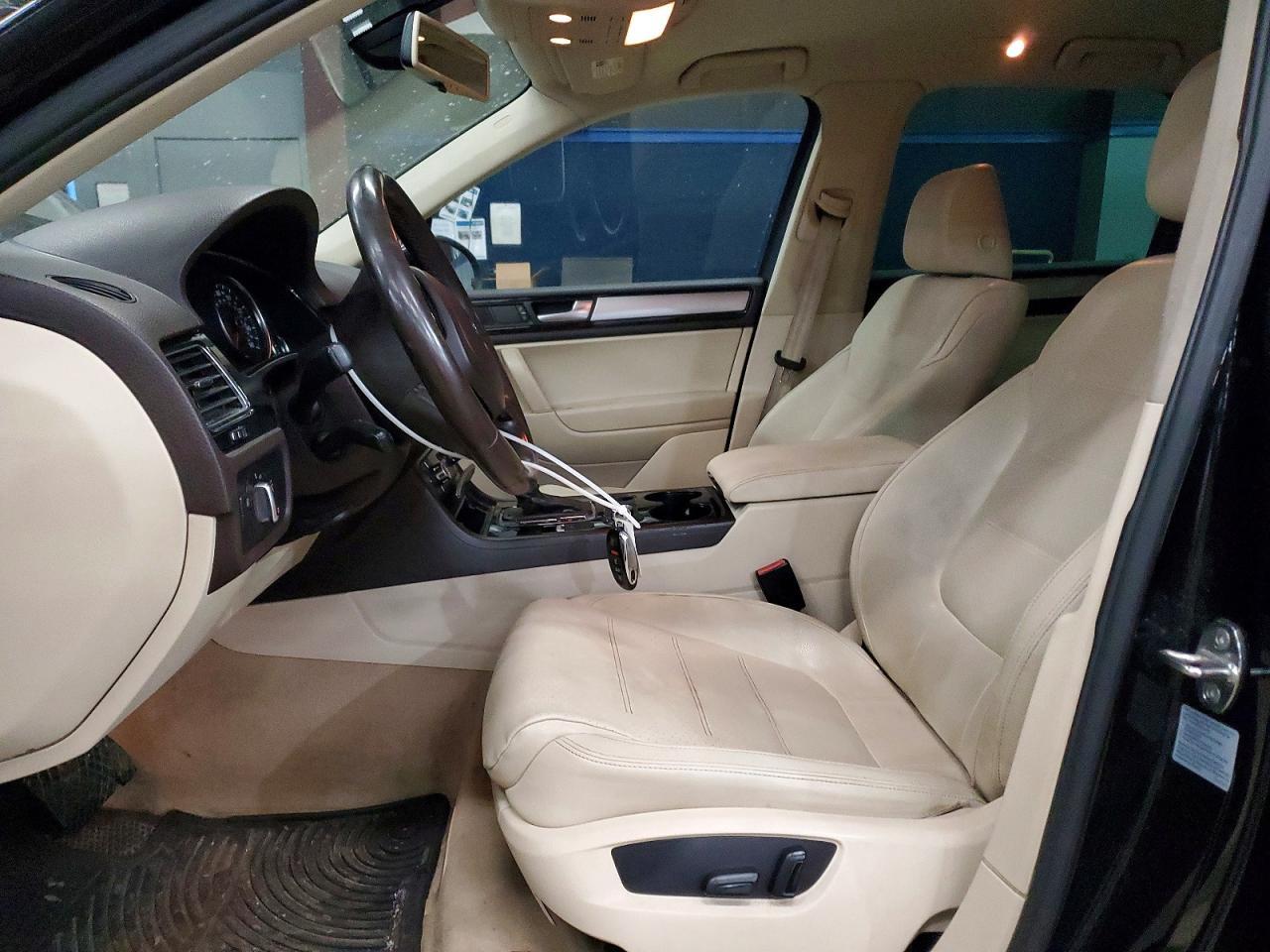 2013 Volkswagen Touareg V6 - Фото 7
