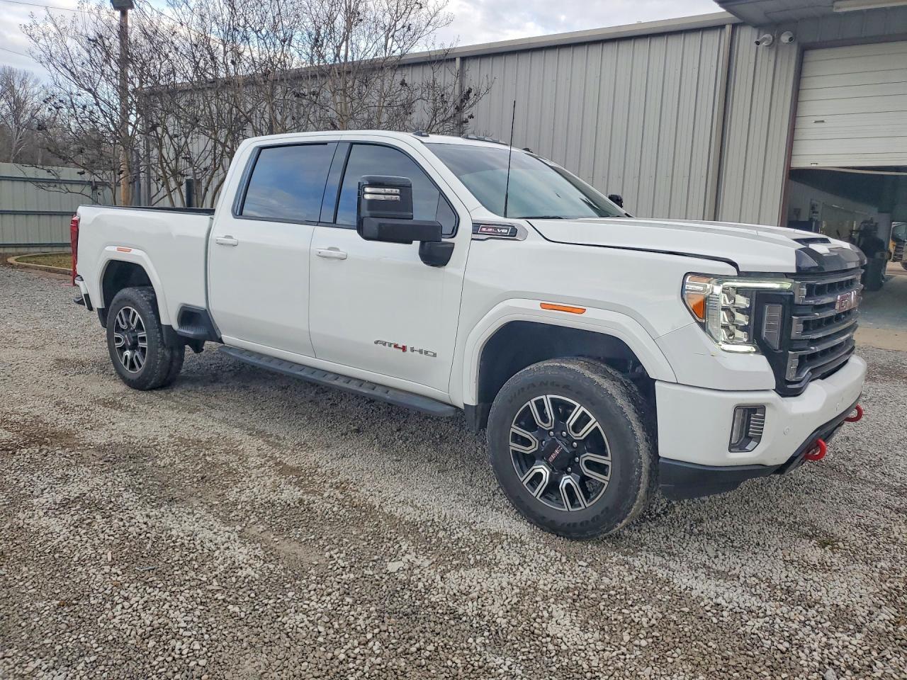 2022 GMC Sierra K2500 At4 - Image 4