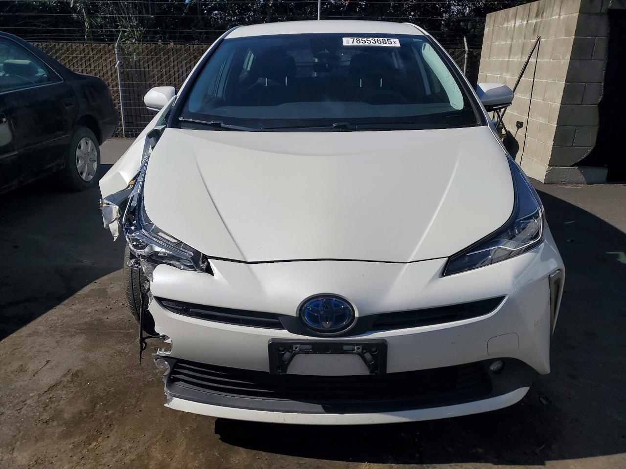 2020 Toyota Prius Le Awd-E - Image 5