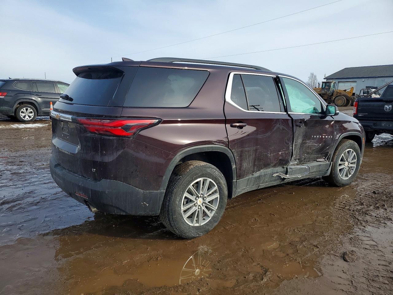 2023 Chevrolet Traverse Lt - Фото 3
