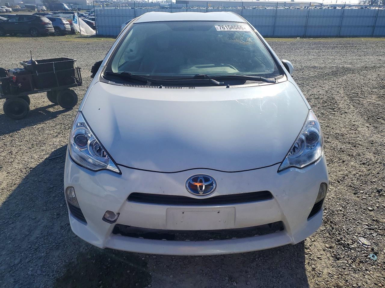 2013 Toyota Prius C - Фото 5
