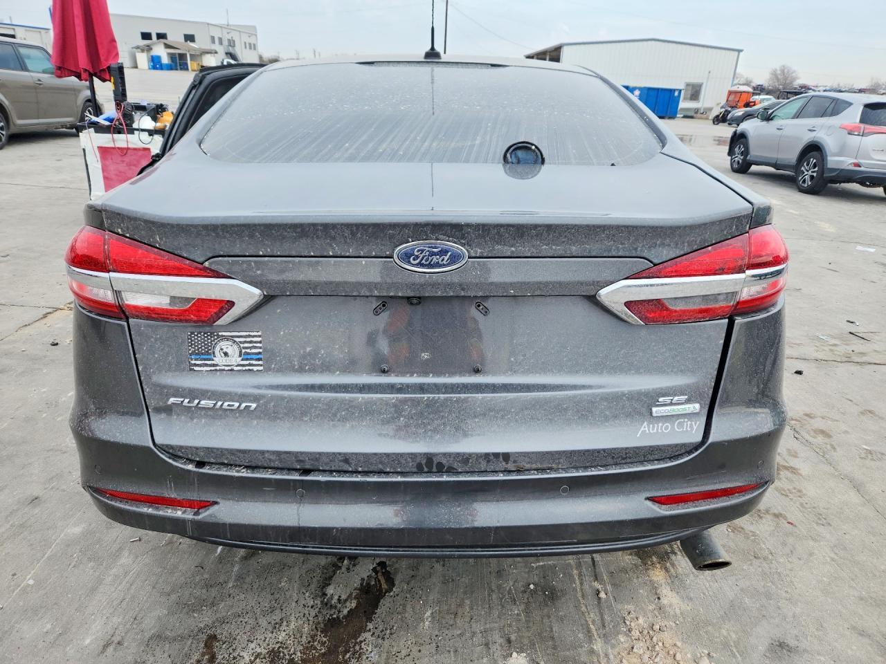 2017 Ford Fusion Se - Фото 6