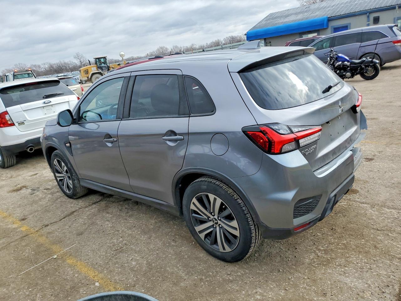 2020 Mitsubishi Outlander Sport Es - Фото 2