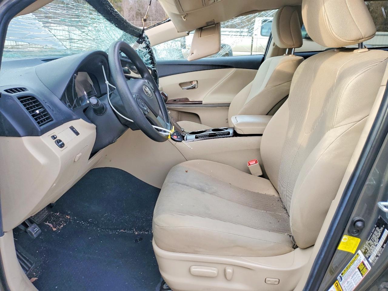 2014 Toyota Venza Le - Image 7